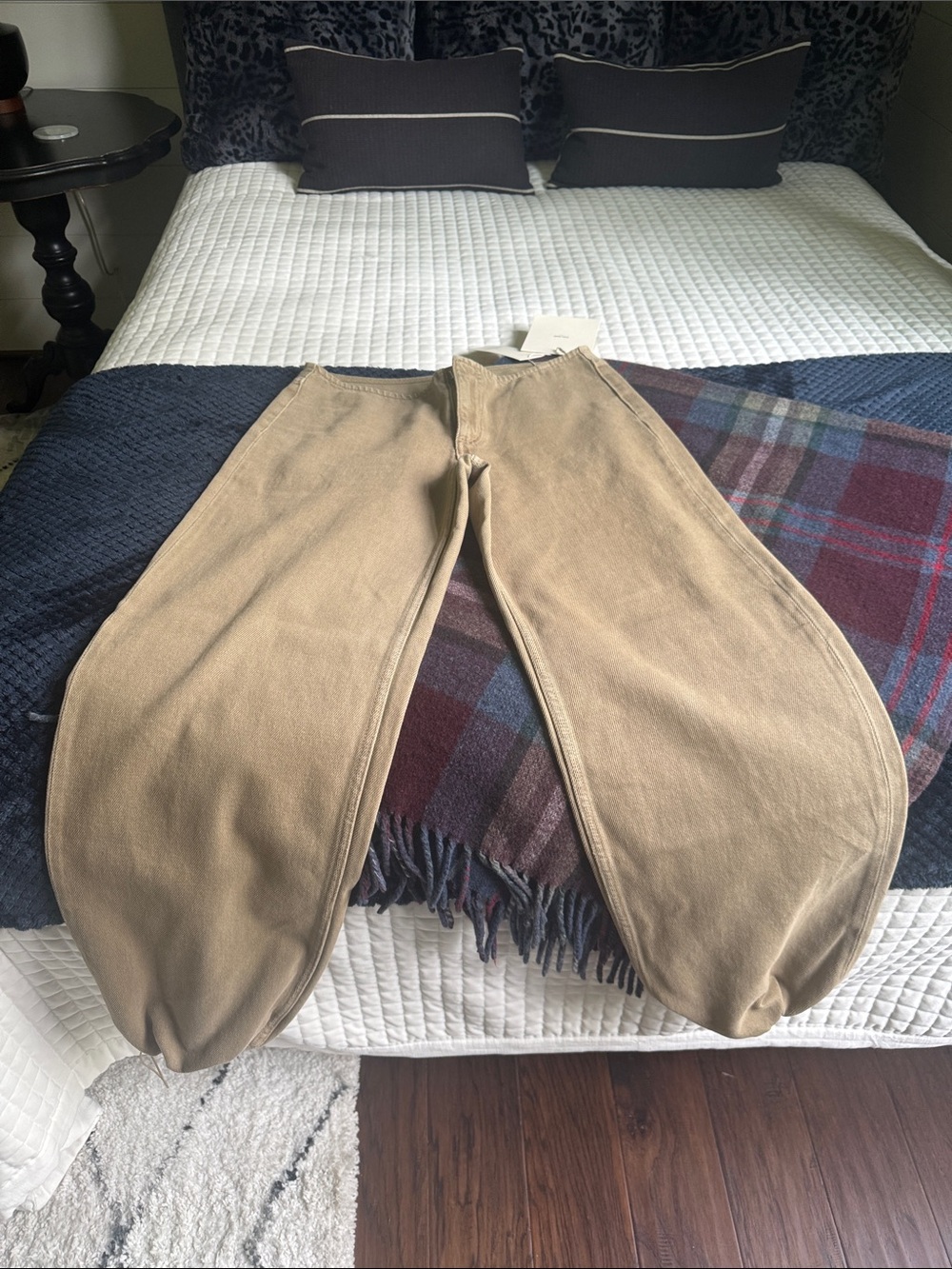 Women's Wide-Leg Flare Jeans in Tan